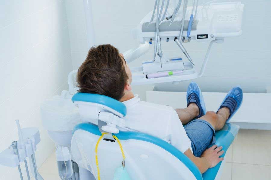 Acudir al dentista para prevenir la caries dental