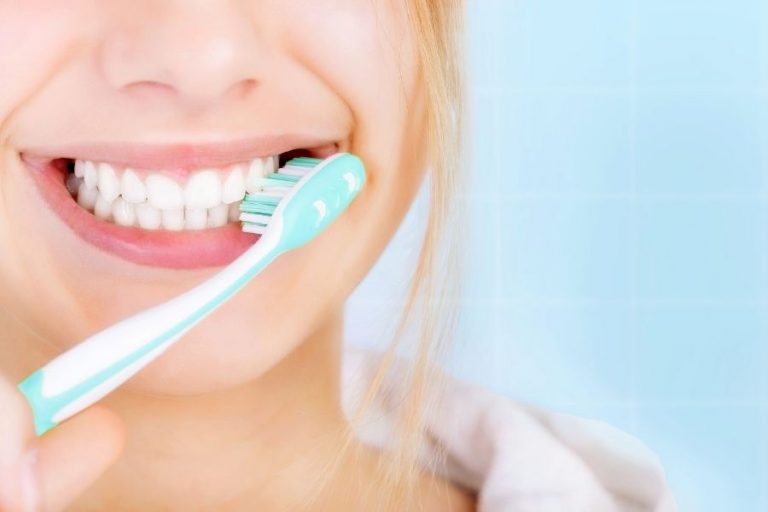 Piorrea dental Qué es, qué síntomas tiene y cómo prevenirla