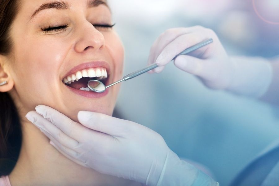 Acude a un dentista para tratar la infección | Rubal Dental