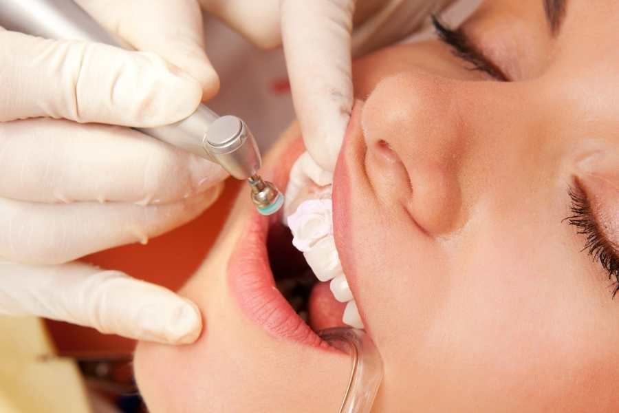 Los beneficios de la profilaxis | Rubal Dental