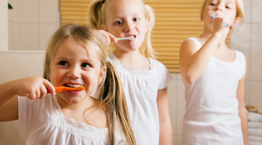 Prevenir dientes amarillos en niños