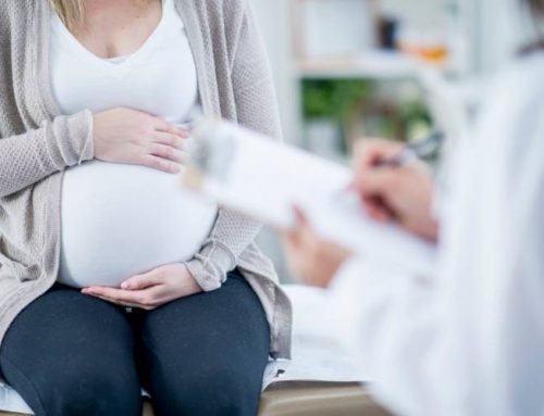Dientes en el embarazo: cómo mantenerlos saludables durante la dulce espera