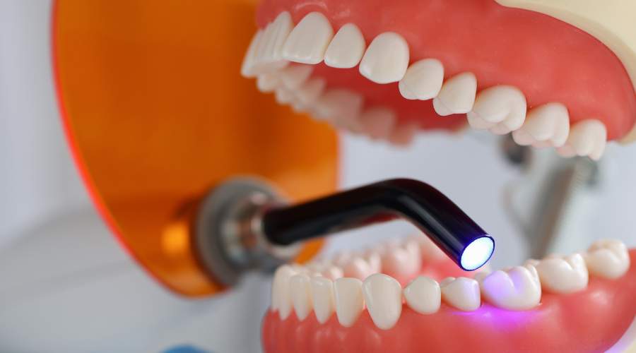 Luz para obturación dental